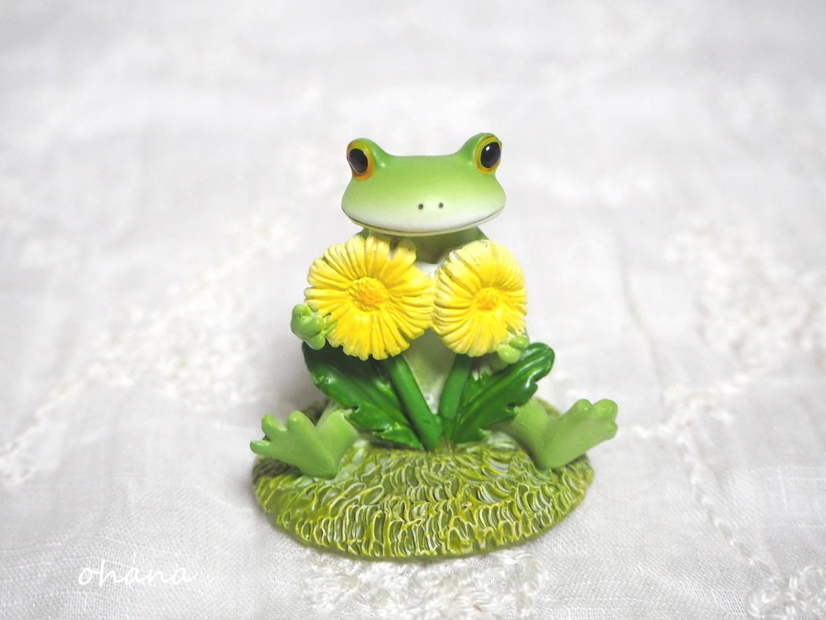 タンポポとカエル