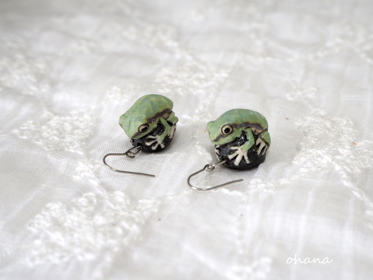 アマガエルのピアス